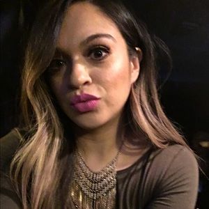 Meet your Posher, Perla